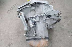 КОРОБКА ПЕРЕДАЧ biegów Peugeot 206 1.4 16V 2006 год