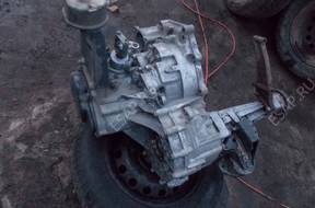 КОРОБКА ПЕРЕДАЧ BIEGÓW  VW CARAWELLA T4 --CRM-- 1.9 D