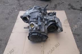 КОРОБКА ПЕРЕДАЧ BIEGÓW VW PASSAT B4 1.8 CGX