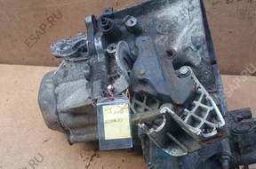 КОРОБКА ПЕРЕДАЧ CITROEN C4 307 1.6 HDI 20DM75