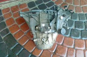 КОРОБКА ПЕРЕДАЧ citroen jumpy partner 1,9 D DW8 20TB46