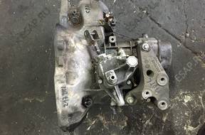 КОРОБКА ПЕРЕДАЧ F17 C374 opel astra corsa combo 1.7cdti
