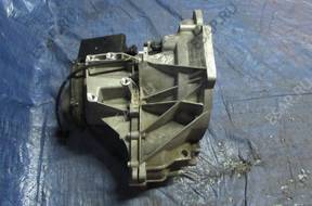 КОРОБКА ПЕРЕДАЧ FIESTA MK7 1.4 16v 8A6 год,-7002JJ