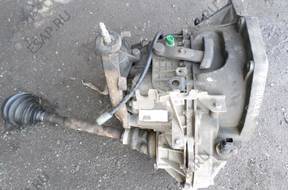 КОРОБКА ПЕРЕДАЧ FORD FIESTA MK6 820006