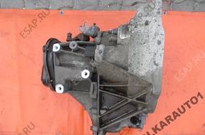 КОРОБКА ПЕРЕДАЧ FORD FOCUS MK1 1.6 XS4 год,-7002-FB