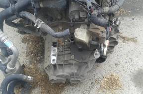 КОРОБКА ПЕРЕДАЧ FORD MONDEO MK 2 2.5 V6
