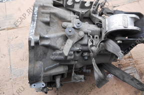 КОРОБКА ПЕРЕДАЧ HONDA FR-V 2,2 ICTDI JVF7