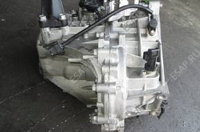 КОРОБКА ПЕРЕДАЧ Hyundai IX35 IX-35 1.7 CRD