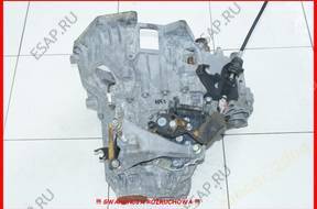 КОРОБКА ПЕРЕДАЧ JAGUAR X-TYPE 2.5 4X4 1X4 год,7002AD