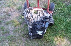 КОРОБКА ПЕРЕДАЧ JAGUAR X-TYPE 2.5 V6 4x4 D2M2A SCZ