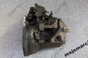 КОРОБКА ПЕРЕДАЧ - MAZDA 3 1.6 FOCUS 3M5 год,-7F096-YF