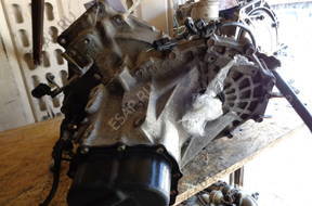 КОРОБКА ПЕРЕДАЧ  MAZDA 323F 2.0 DITD 98-03r