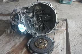 КОРОБКА ПЕРЕДАЧ Mazda 323f bj 1.8   BDB