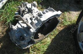 КОРОБКА ПЕРЕДАЧ MAZDA 626 2.0 16V 02 год,