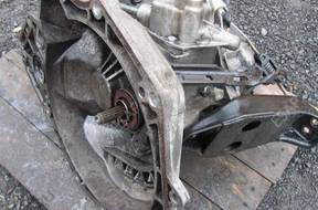 КОРОБКА ПЕРЕДАЧ МЕХАНИКА - OPEL CORSA БЕНЗИН 1.0 12V 99r