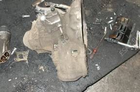 КОРОБКА ПЕРЕДАЧ OPEL CORSA БЕНЗИН 1,0 12 V 99 год,