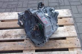 КОРОБКА ПЕРЕДАЧ Opel Zafira 2.0  DTI  F23