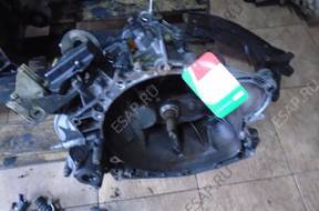 КОРОБКА ПЕРЕДАЧ   PEUGEOT 307  2.0HDI 2004 год,