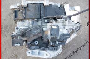 КОРОБКА ПЕРЕДАЧ RANGE ROVER EVOQUE 2.2 TD4 13r 2WD