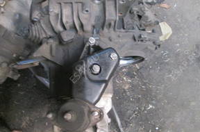 КОРОБКА ПЕРЕДАЧ renault megan scenik  1,4 i 1.6 16