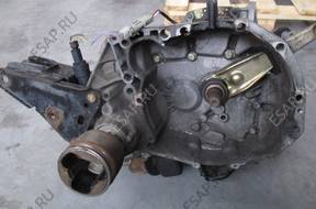 КОРОБКА ПЕРЕДАЧ RENAULT MEGANE 1.6 8V 1997 год, F15