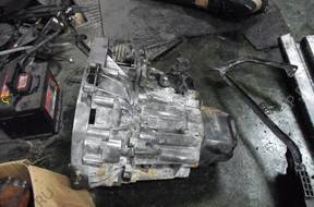 КОРОБКА ПЕРЕДАЧ  RENAULT SCENIC II 1.6 16V 2004 год,