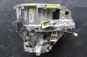 КОРОБКА ПЕРЕДАЧ RENAULT SCENIC III 1.9 DCI 2010 год,.