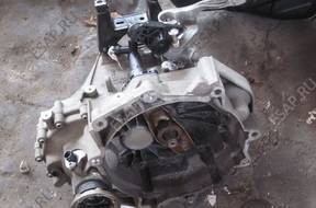 КОРОБКА ПЕРЕДАЧ SKODA FABIA 2 II 1.4b 02T301103AB