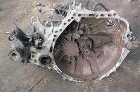 КОРОБКА ПЕРЕДАЧ TOYOTA AVENSIS T22 99-02 2.0 D4 БЕНЗИН