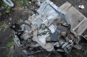 КОРОБКА ПЕРЕДАЧ  Toyota Avensis T27 1,8 VVT-I