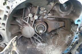 КОРОБКА ПЕРЕДАЧ TOYOTA COROLLA E12 2.0 D4D 01-