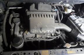 КОРОБКА ПЕРЕДАЧ TOYOTA YARIS 1,0 VVTI,1,3VVTI 00 год,