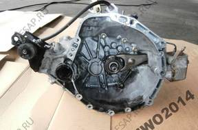 КОРОБКА ПЕРЕДАЧ TOYOTA YARIS 1.0 БЕНЗИН 99-05r FRANCUZ