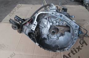 КОРОБКА ПЕРЕДАЧ TOYOTA YARIS 1.0 БЕНЗИН 99-05r JAPAN