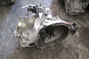 КОРОБКА ПЕРЕДАЧ TOYOTA YARIS 96- 1.3i MOT 2SZ FE