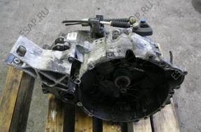 КОРОБКА ПЕРЕДАЧ VOLVO 2,4D 163K P9482234