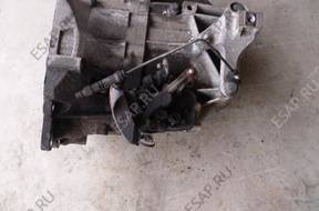 КОРОБКА ПЕРЕДАЧ Volvo Ford 4M5 год,7002CD