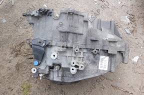 КОРОБКА ПЕРЕДАЧ VOLVO S/V40 1.8,2.016V  P30616075 075M56H