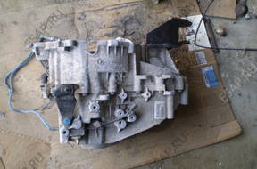 КОРОБКА ПЕРЕДАЧ VOLVO S40 V40 1.8 БЕНЗИН 16V 00 - 04