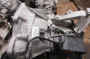 КОРОБКА ПЕРЕДАЧ VOLVO S40 V50 C30 1.6 16V 3M5 год,7002NB