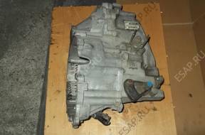 КОРОБКА ПЕРЕДАЧ VOLVO S60,S80,V70 2.4 БЕНЗИН 1023822