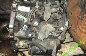 КОРОБКА ПЕРЕДАЧ VOLVO S60,V70 2,4 D5 8667365