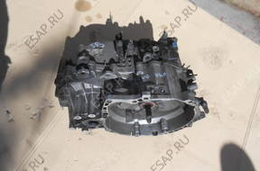 КОРОБКА ПЕРЕДАЧ VOLVO V40 1,9 DCI 01 год,