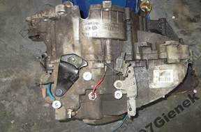 КОРОБКА ПЕРЕДАЧ VOLVO V40 S40 2.0 T4 01023712