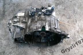 КОРОБКА ПЕРЕДАЧ VOLVO V40 S40 P613754 T100217 4,45