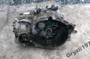 КОРОБКА ПЕРЕДАЧ VOLVO V40 S40 P613754 T100217 4,45