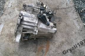 КОРОБКА ПЕРЕДАЧ VOLVO V40 S40 P613754 T100217 4,45