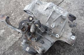 КОРОБКА ПЕРЕДАЧ VW Audi Seat Golf 02T301105A 1,6