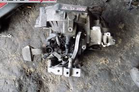 КОРОБКА ПЕРЕДАЧ VW CADDY 1,9 TDI 2004-2010 год СТУПЕНЧАТАЯW JCY