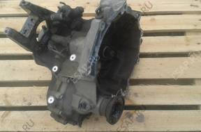 КОРОБКА ПЕРЕДАЧ VW Seat Skoda Audi   021 301 103